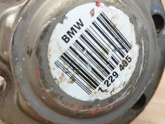 bontott BMW 3 E46 Bal hátsó Féltengely