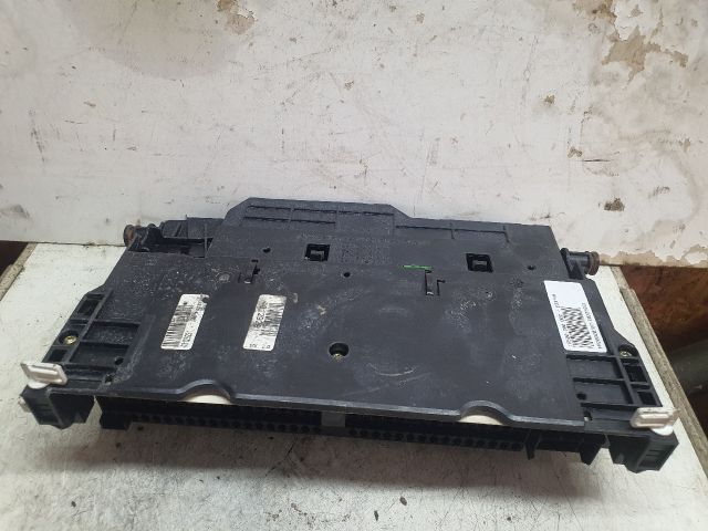 bontott BMW 3 E46 Biztosítéktábla Motortér