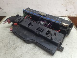 bontott BMW 3 E46 Biztosítéktábla Motortér