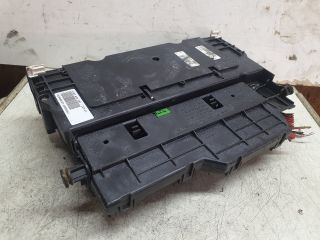 bontott BMW 3 E46 Biztosítéktábla Motortér