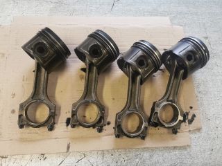 bontott BMW 3 E46 Dugattyú és Hajtókar