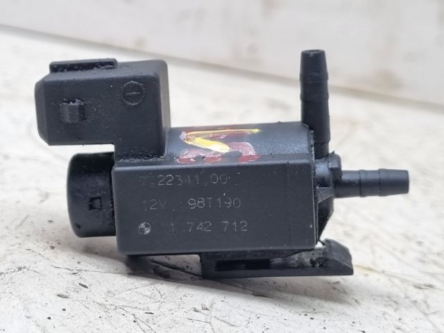 bontott BMW 3 E46 EGR / AGR Vákum Szelep