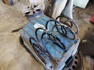 bontott BMW 3 E46 Első Rugó Pár