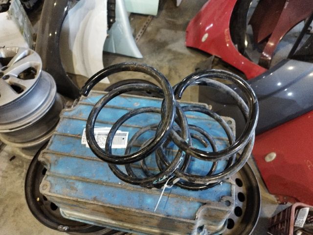 bontott BMW 3 E46 Első Rugó Pár