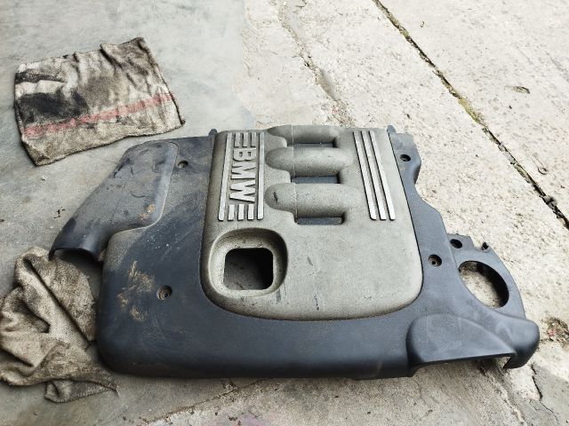 bontott BMW 3 E46 Felső Motorburkolat