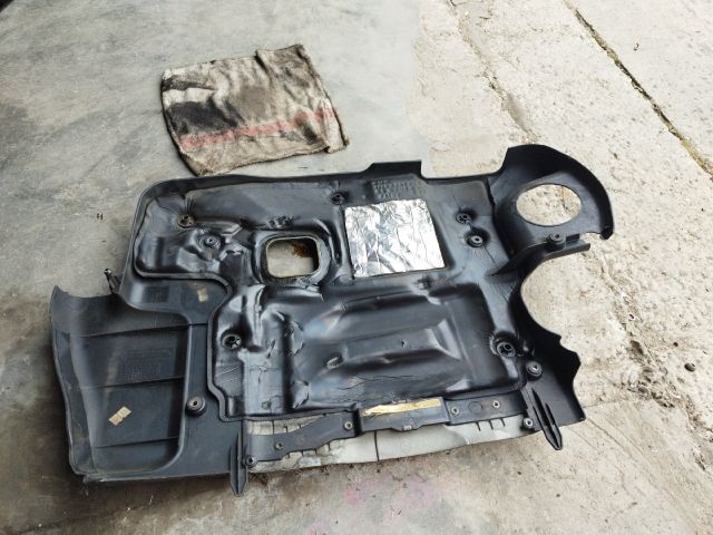 bontott BMW 3 E46 Felső Motorburkolat