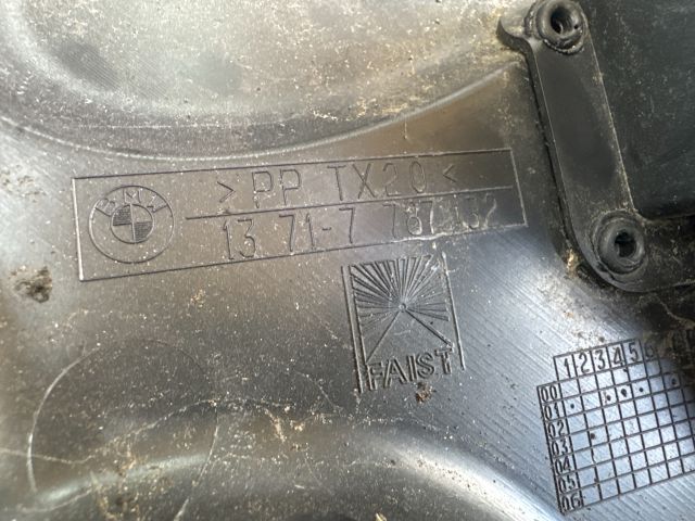 bontott BMW 3 E46 Felső Motorburkolat