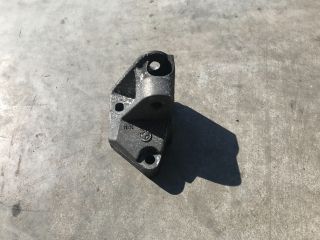 bontott BMW 3 E46 Generátor Tartó Bak