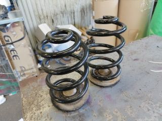 bontott BMW 3 E46 Hátsó Rugó Pár