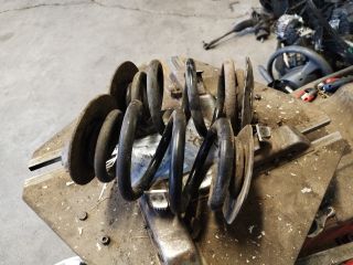 bontott BMW 3 E46 Hátsó Rugó Pár