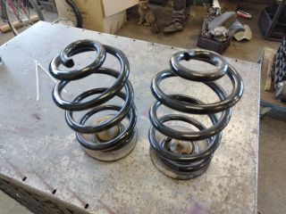 bontott BMW 3 E46 Hátsó Rugó Pár