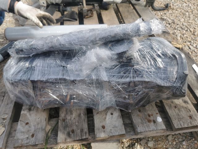 bontott BMW 3 E46 Hengerfej