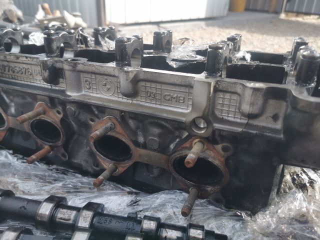 bontott BMW 3 E46 Hengerfej