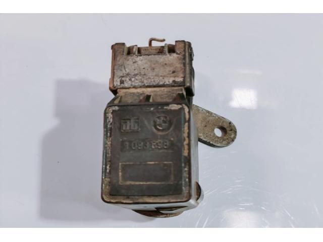 bontott BMW 3 E46 Jeladó (Magában)