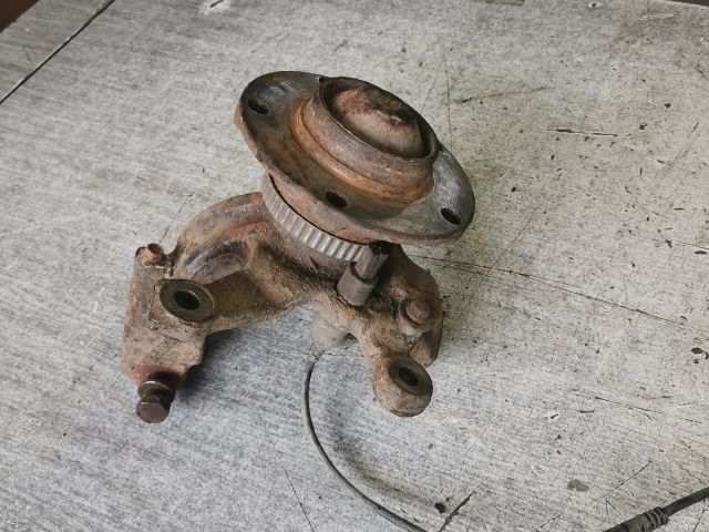 bontott BMW 3 E46 Jobb első Csonkállvány Kerékaggyal