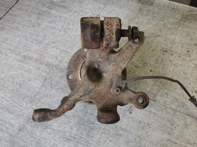 bontott BMW 3 E46 Jobb első Csonkállvány Kerékaggyal