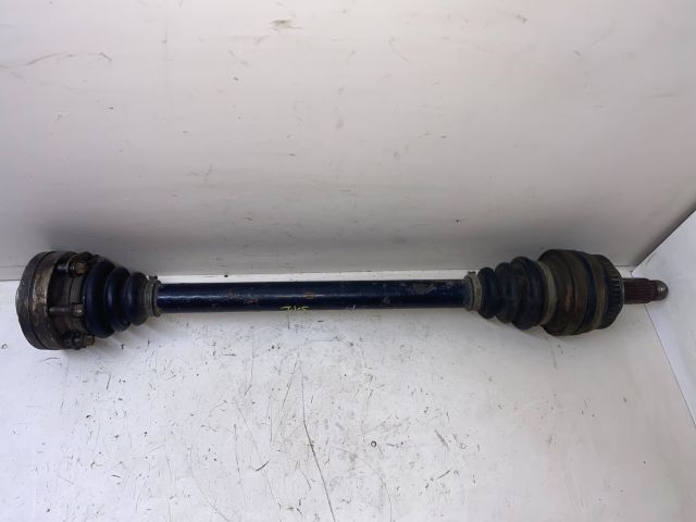 bontott BMW 3 E46 Jobb hátsó Féltengely