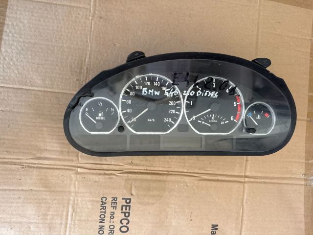 bontott BMW 3 E46 Kilométeróra