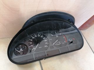 bontott BMW 3 E46 Kilométeróra