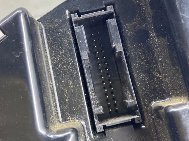 bontott BMW 3 E46 Kilométeróra