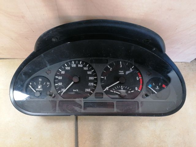 bontott BMW 3 E46 Kilométeróra