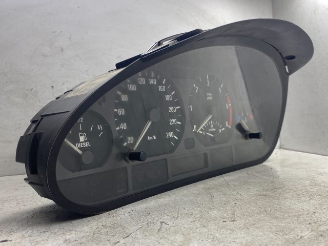 bontott BMW 3 E46 Kilométeróra