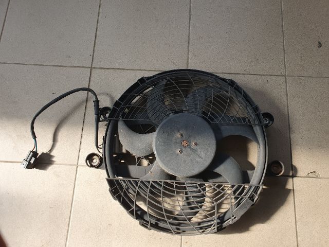 bontott BMW 3 E46 Klímahűtő Ventilátor