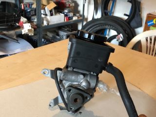 bontott BMW 3 E46 Kormányszervó Motor (Hidraulikus)