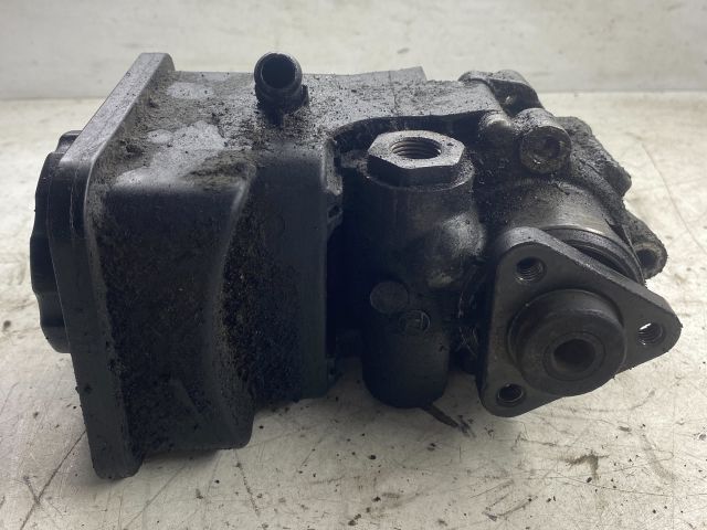 bontott BMW 3 E46 Kormányszervó Motor (Hidraulikus)