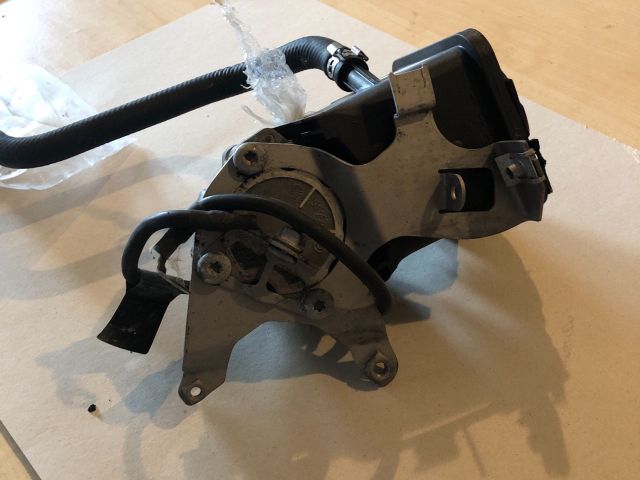 bontott BMW 3 E46 Kormányszervó Motor (Hidraulikus)