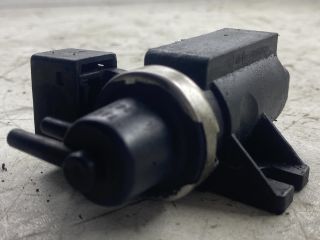 bontott BMW 3 E46 Lefújószelep