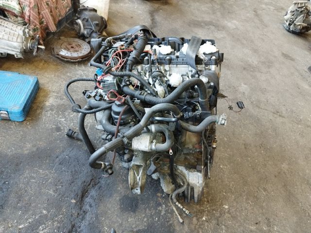 bontott BMW 3 E46 Motor (Fűzött blokk hengerfejjel)