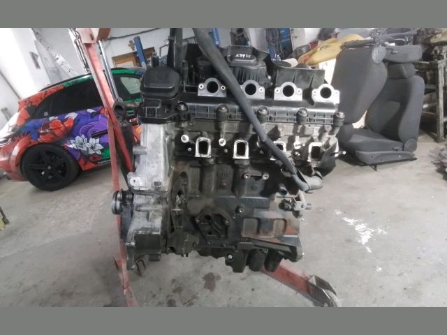 bontott BMW 3 E46 Motor (Fűzött blokk hengerfejjel)