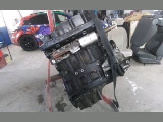 bontott BMW 3 E46 Motor (Fűzött blokk hengerfejjel)