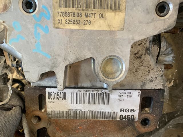 bontott BMW 3 E46 Motor (Fűzött blokk hengerfejjel)