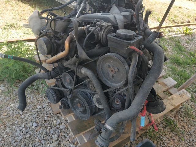 bontott BMW 3 E46 Motor (Fűzött blokk hengerfejjel)