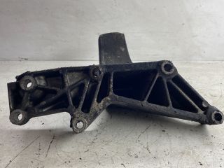 bontott BMW 3 E46 Motor Tartó Bak (Pozíciófüggetlen)