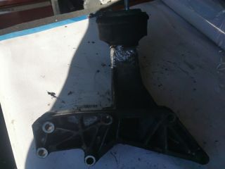 bontott BMW 3 E46 Motor Tartó Bak (Pozíciófüggetlen)