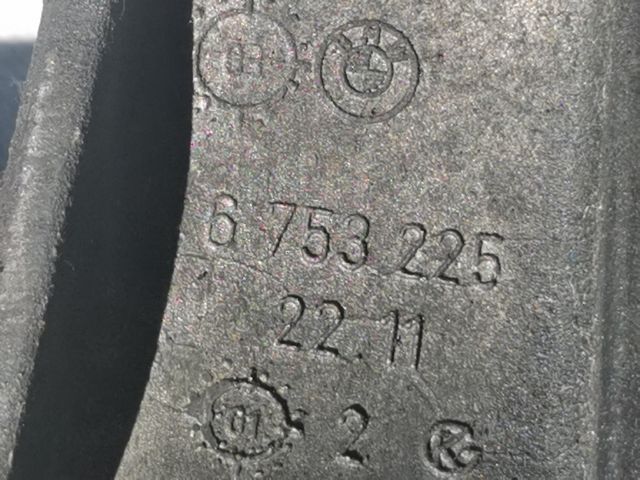 bontott BMW 3 E46 Motor Tartó Bak (Pozíciófüggetlen)