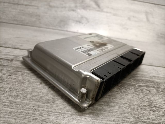 bontott BMW 3 E46 Motorvezérlő