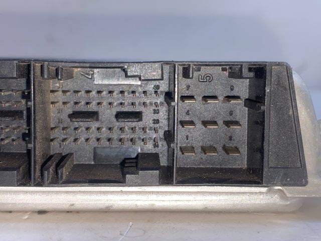 bontott BMW 3 E46 Motorvezérlő