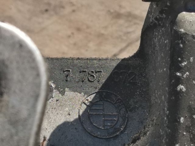 bontott BMW 3 E46 Olajszűrő Ház