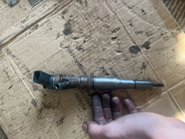 bontott BMW 3 E46 Porlasztó (1 db)