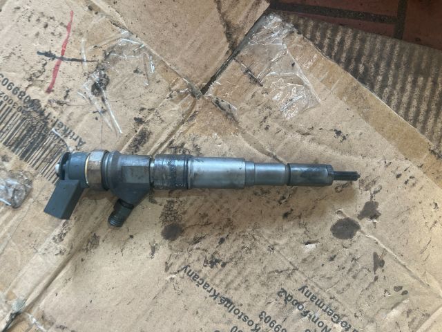 bontott BMW 3 E46 Porlasztó (1 db)