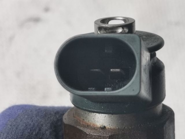 bontott BMW 3 E46 Porlasztó (1 db)