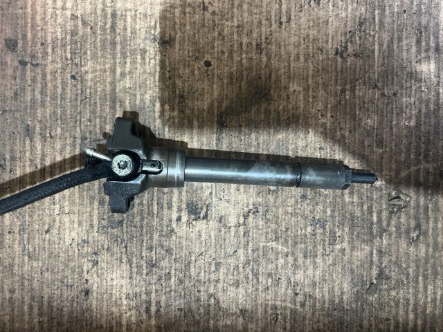 bontott BMW 3 E46 Porlasztó (1 db)