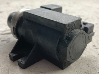 bontott BMW 3 E46 Turbó Vákum Szelep