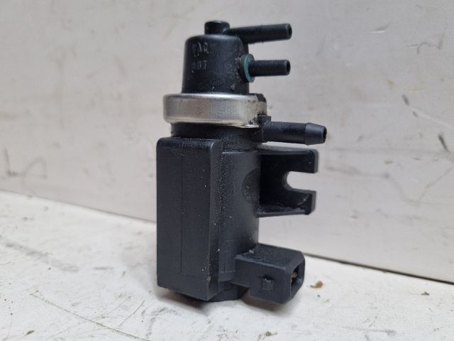 bontott BMW 3 E46 Turbó Vákum Szelep