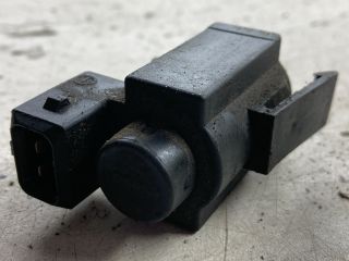 bontott BMW 3 E46 Turbó Vákum Szelep