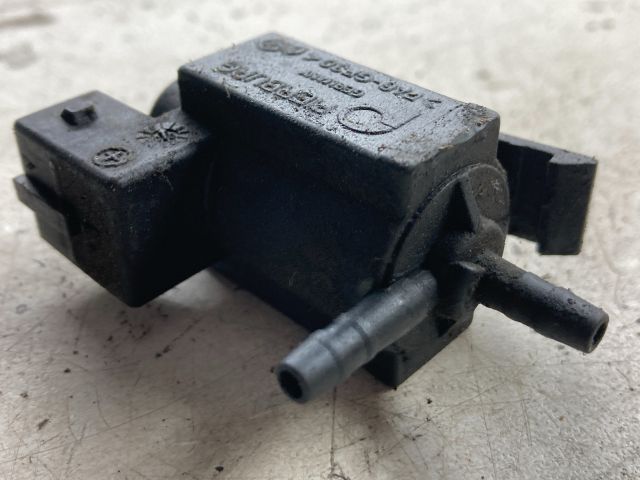 bontott BMW 3 E46 Turbó Vákum Szelep
